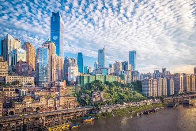 山城重庆,魅力之城,发展引擎全速前进